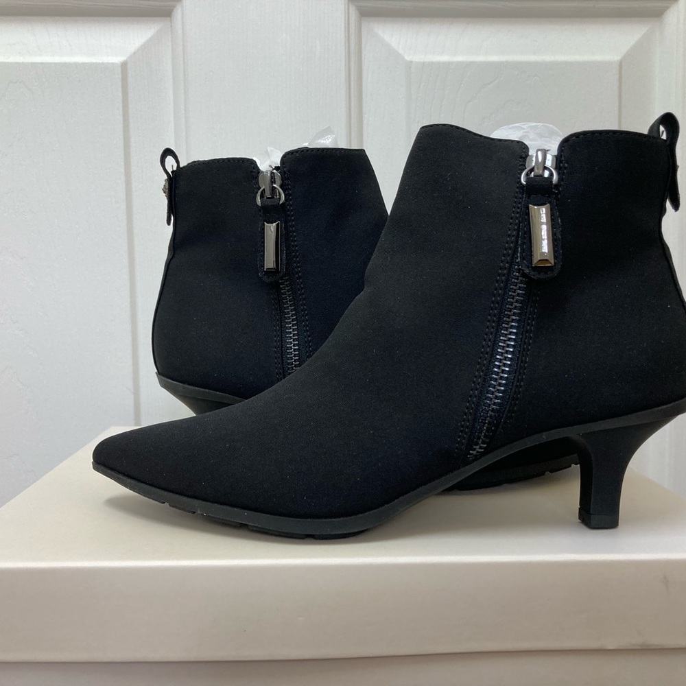 Anne Klein Boots NEW in box